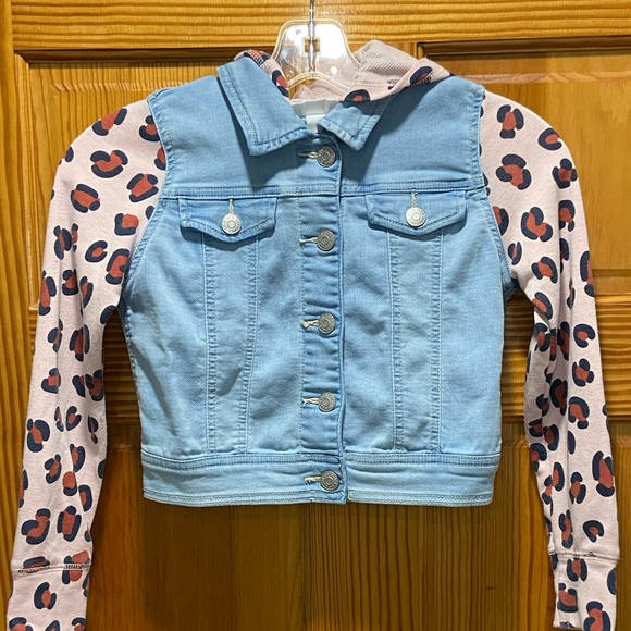 Cat & Jack Other - Cat & Jack Denim Coat Sz Small 6/6X Leopard Sleeve